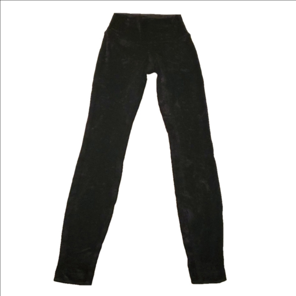 #1168 Lululemon velvet leggings size 2 b995.